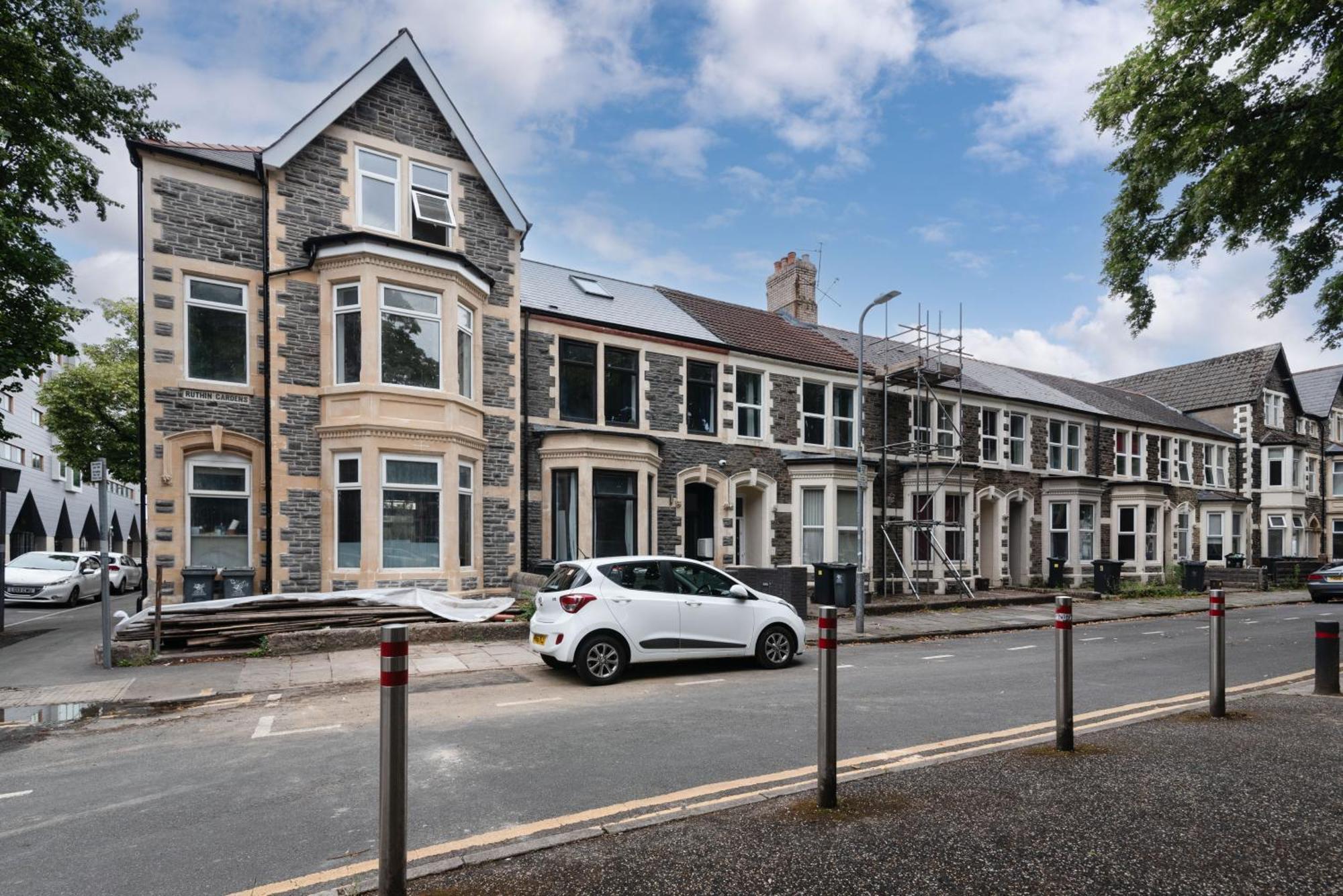 Luxury Apartments In Cardiff City Centre Bagian luar foto