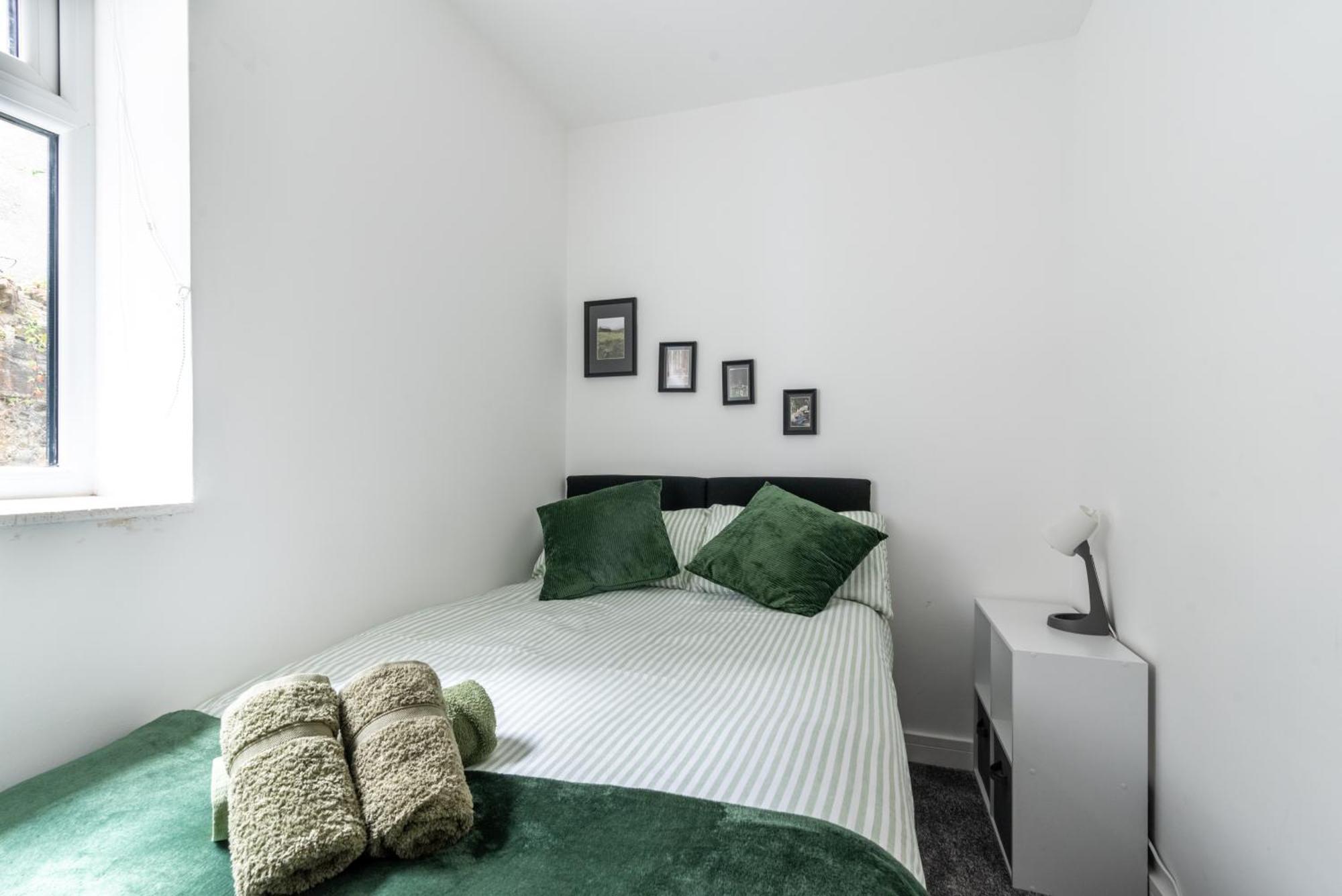 Two Bedroom Apartment In Cardiff City Centre Bagian luar foto