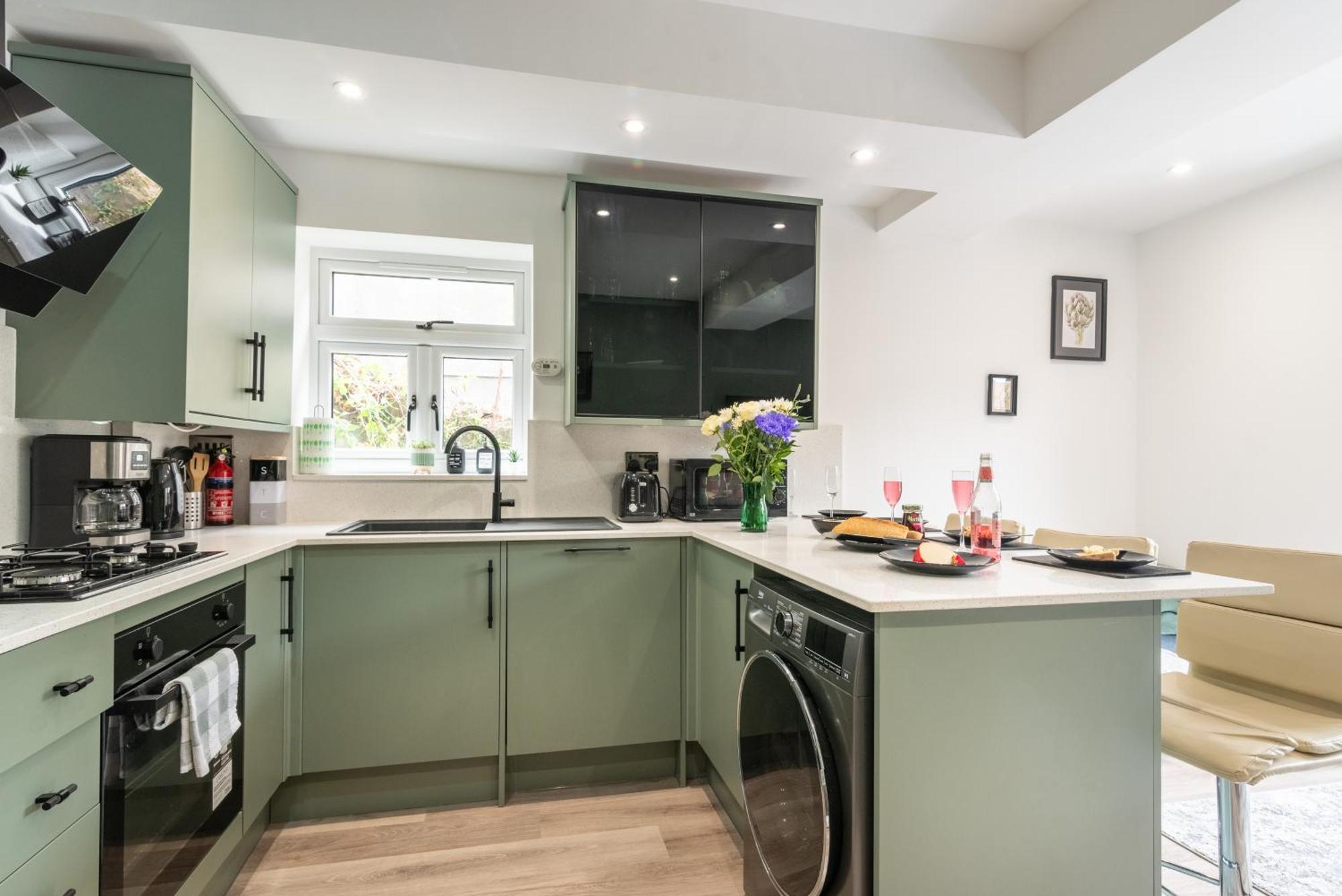 Luxury Apartments In Cardiff City Centre Bagian luar foto