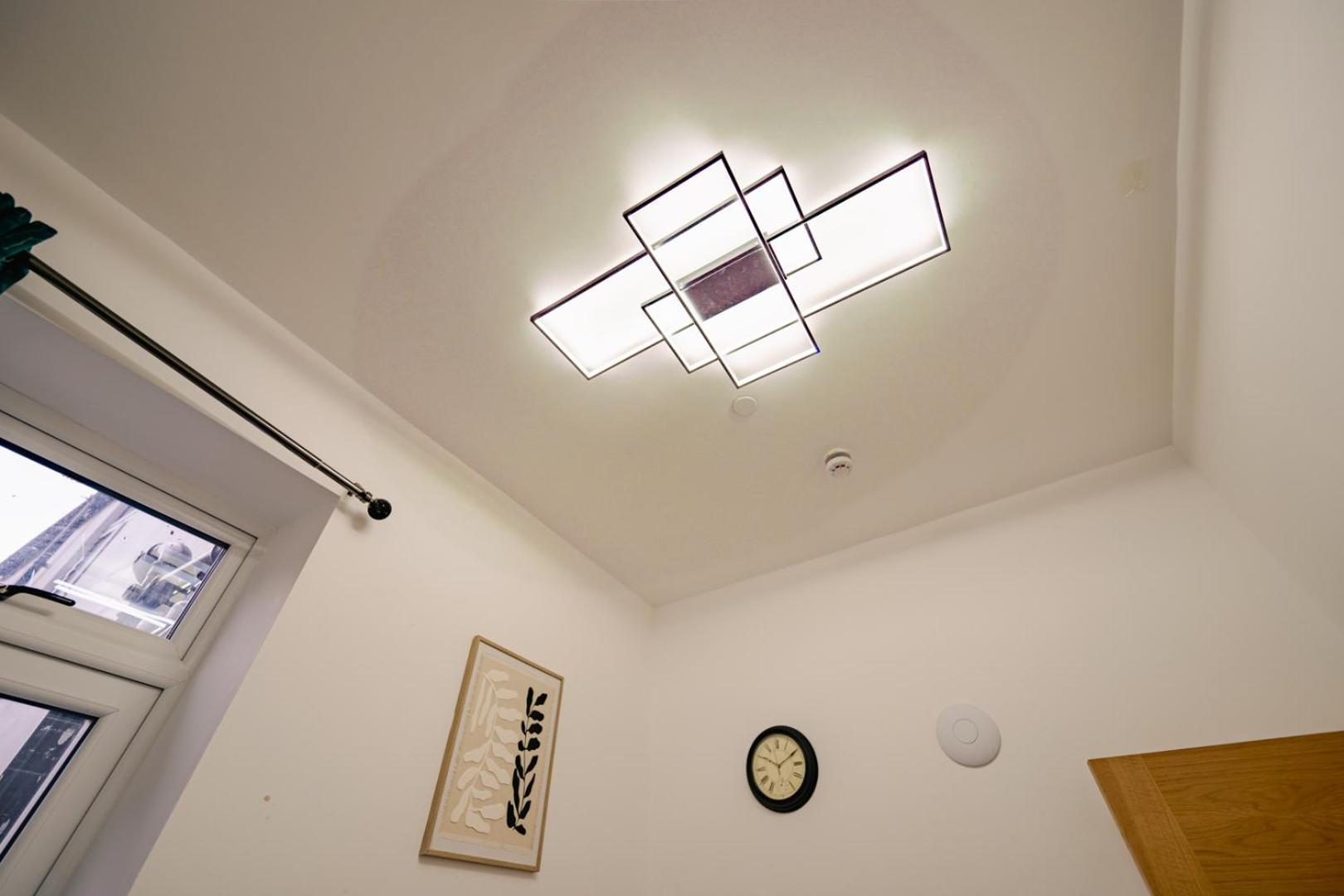 Luxury Apartments In Cardiff City Centre Bagian luar foto