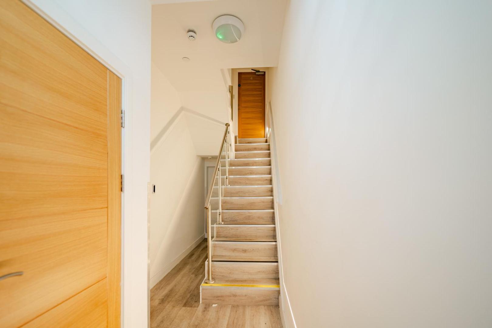 Luxury Apartments In Cardiff City Centre Bagian luar foto